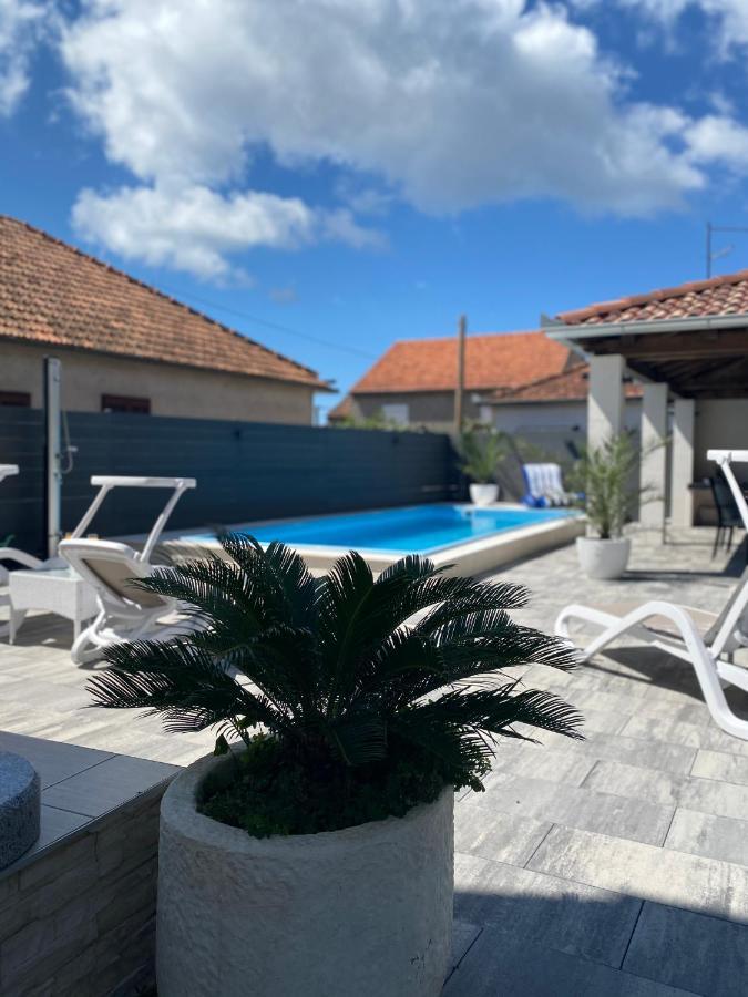 Breitling Apartments With Pool Biograd Na Moru Exterior foto