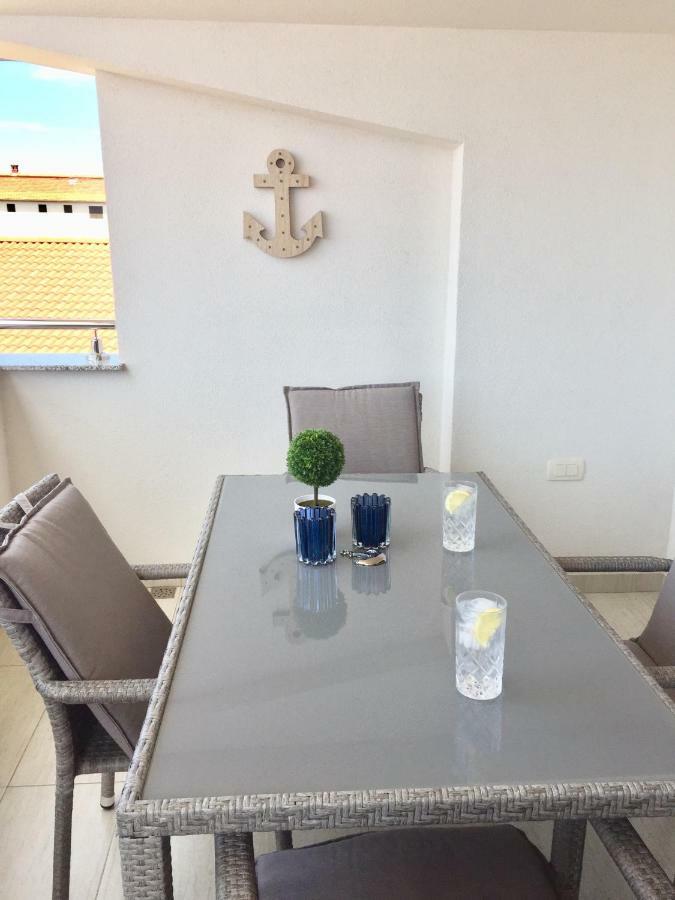 Breitling Apartments With Pool Biograd Na Moru Exterior foto